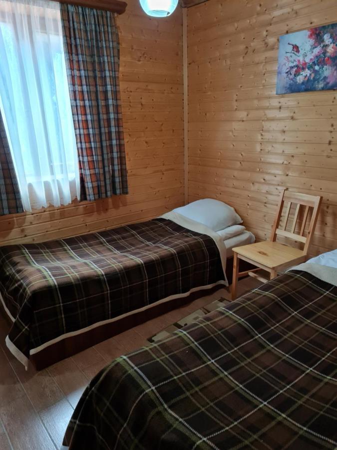 Guest House Shina Omalo Extérieur photo