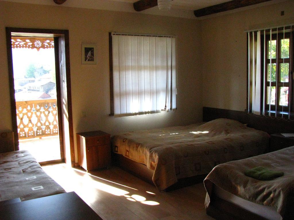 Guest House Shina Omalo Chambre photo